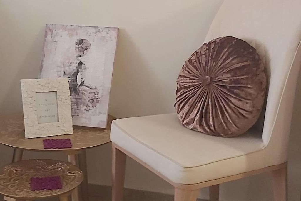 Theano'S Cozy & Quiet Lux Central Flat - Wifi & Full Amenities Patras Bagian luar foto